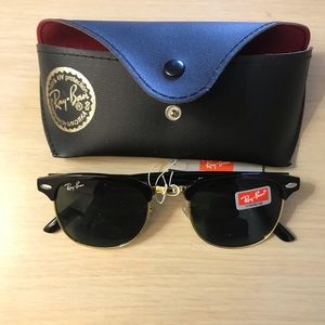 Ray-Ban Sunglasses 🕶